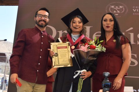 Jesús Regalado, Mara Yoselin Guerra García y Ana Priscila Flores.