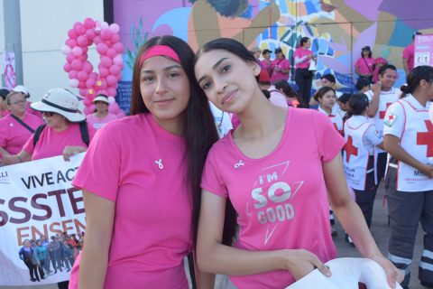 Lynnethe y Alejandra.