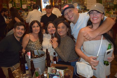 Federico, Rosa, Patricia, Rebeca, Rubén y Marcela.