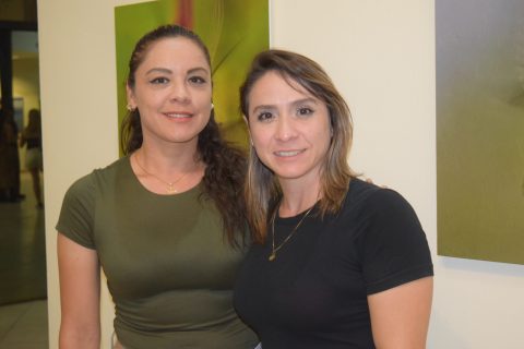 Ana Paola Martínez y Erika Vilches.