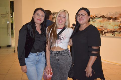 Gaby García, Karla Ballina y Marlen Aguilar.