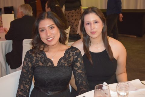 Ana Sofía Mena y Alejandra Molina.