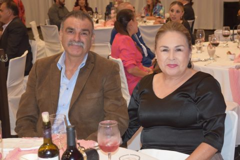 Camaliel Aguilar y Patricia Aceves.