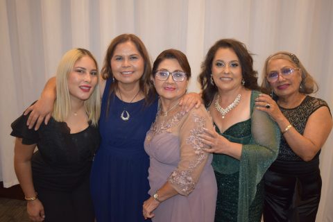 Fundadoras y voluntarias se unieron para celebrar el aniversario de Grupo Reto.