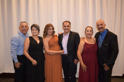 Héctor Gómez, Mayra Barreras, Carmen Ansaldo, Eduardo Camacho, Dolores Espinoza y Bernardo Pérez.