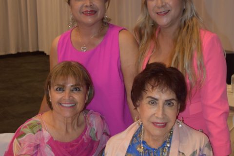 Maricela Borquez, Claudia Borquez, Patricia Herrera y Amelia Castro.