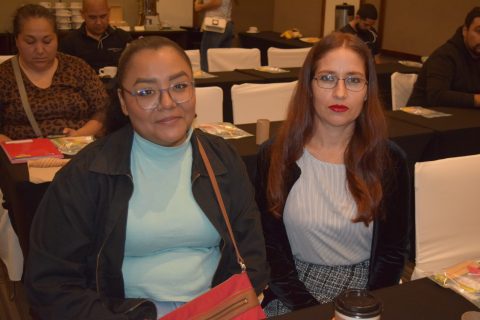 Lizbeth Urdiera y Ángeles Luna.