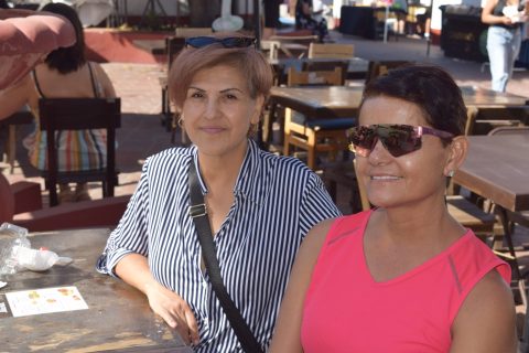 Irma González y Rosaura Oppenheimer.