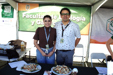 Gabriela Mejía y Erick Ocol.