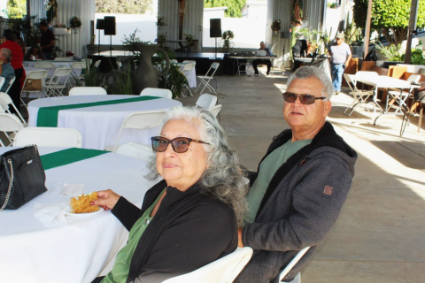 Zoyle y Alejandro disfrutaron de la kermés.