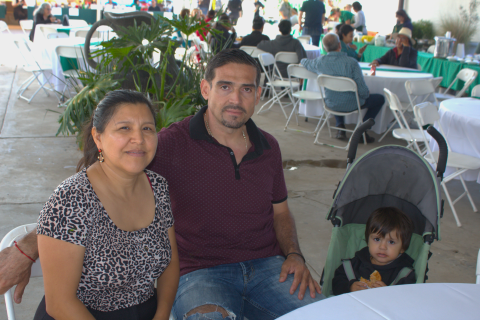 La familia Quiñonez Roque acudió a las celebraciones patronales.